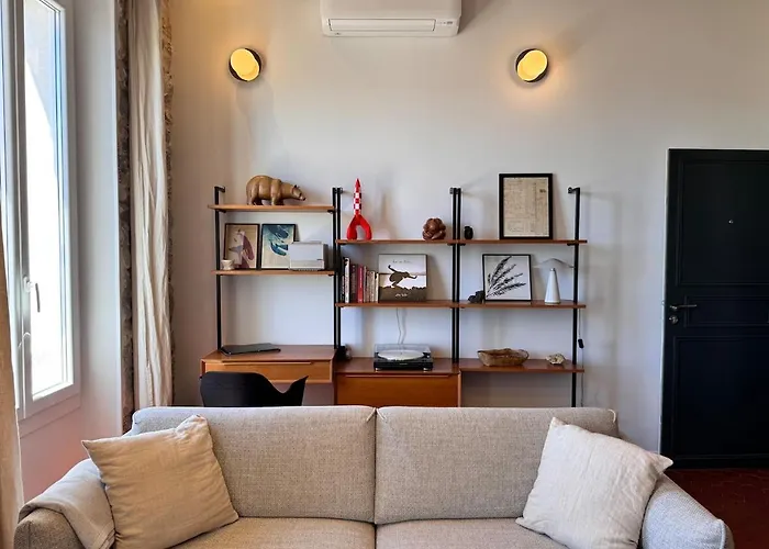 Modern Near Beaches & Restaurants * Carqueiranne